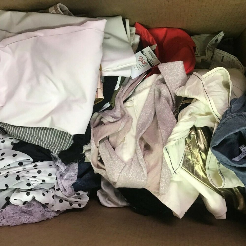 Mystery Bundle Box.  10 Items!  Minimum MSRP $300